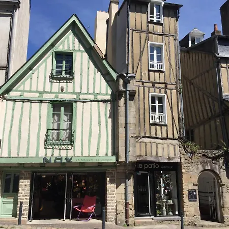 Henri& Henriette Le Studiolo D'henri * Vannes