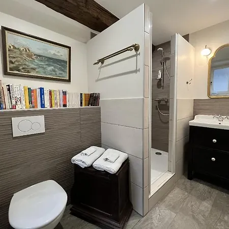 Apartment Henri& Henriette Le Studiolo D'henri *