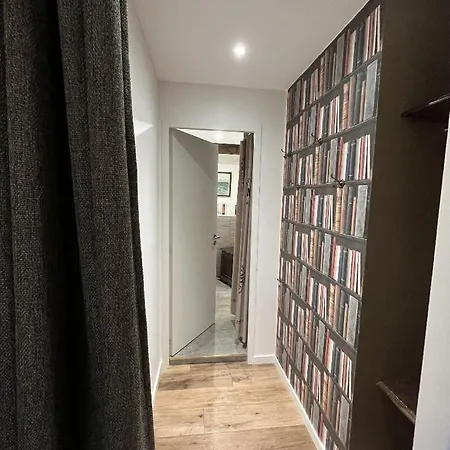 Henri& Henriette Le Studiolo D'henri Apartment *