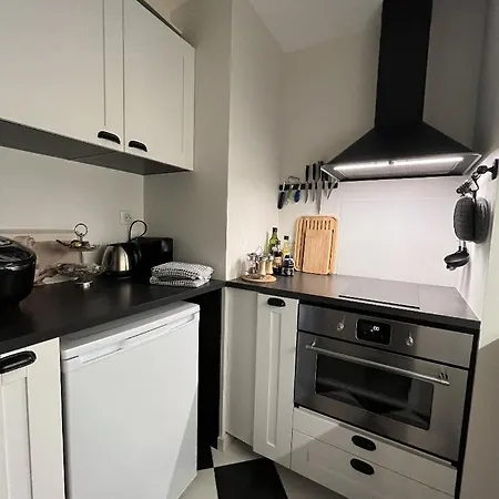 Henri& Henriette Le Studiolo D'henri Apartment